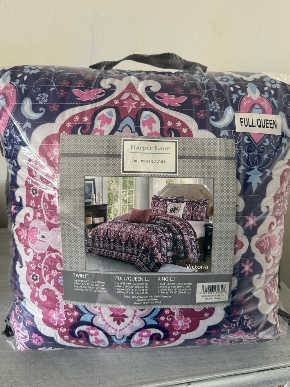 Harper Lane Victoria Reversible Quilt Set- Navy & Pink